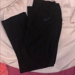 Nike crop leggings